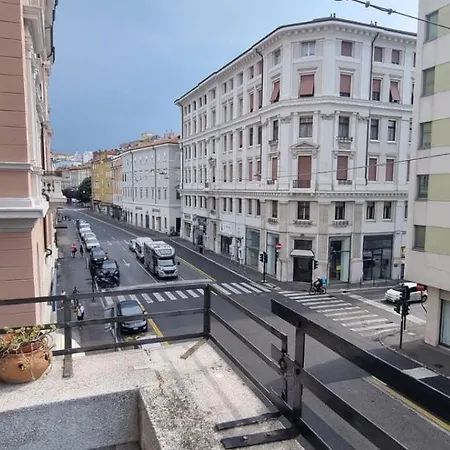 Carducci Dreams Including Free Parking Fast Fibra Appartamento *